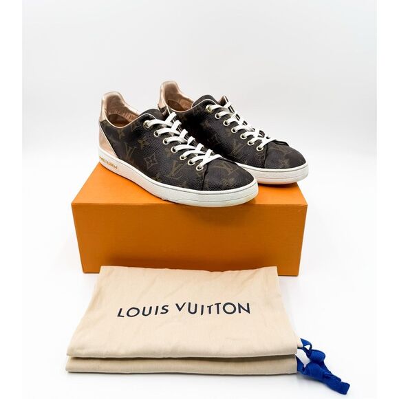 Louis Vuitton LV Frontrow Monogram Low Top Sneakers EU 38.5 US 8.5 - Picture 1 of 15